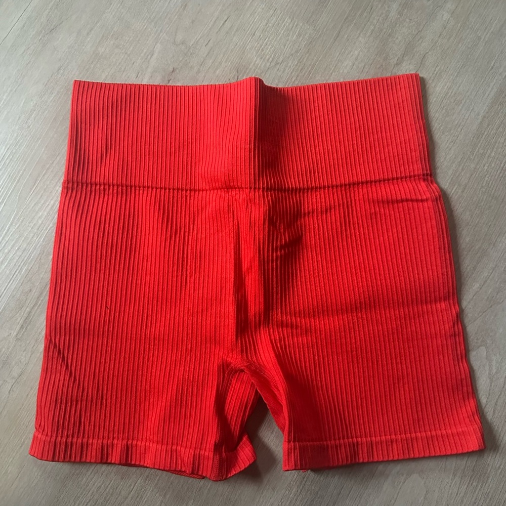 Vibrant Red Ribbed Women's Bike Shorts